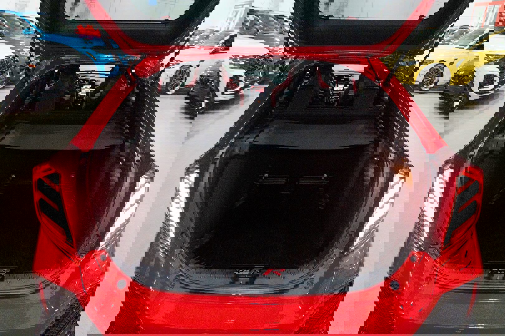 Used 2018 Honda Civic Type R image 32