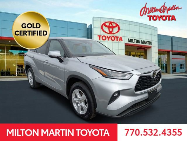 Certified 2024 Toyota Highlander LE FWD image 1