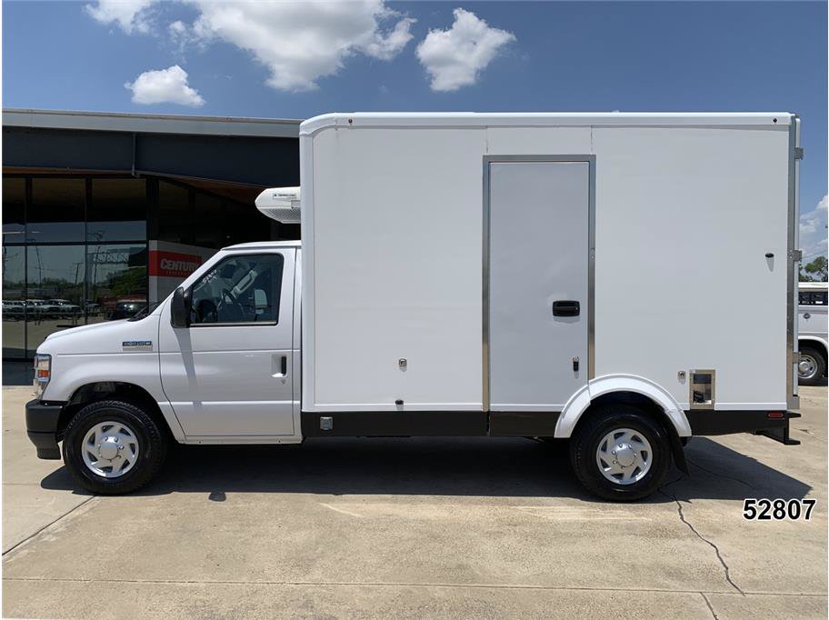 Used 2023 Ford E-350 and Econoline 350 Super Duty w/ Power Windows & Locks Group RWD image 4