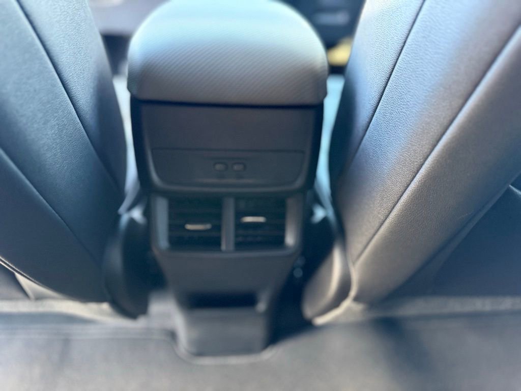 New 2026 Chevrolet Equinox LT w/ Convenience Package II image 21