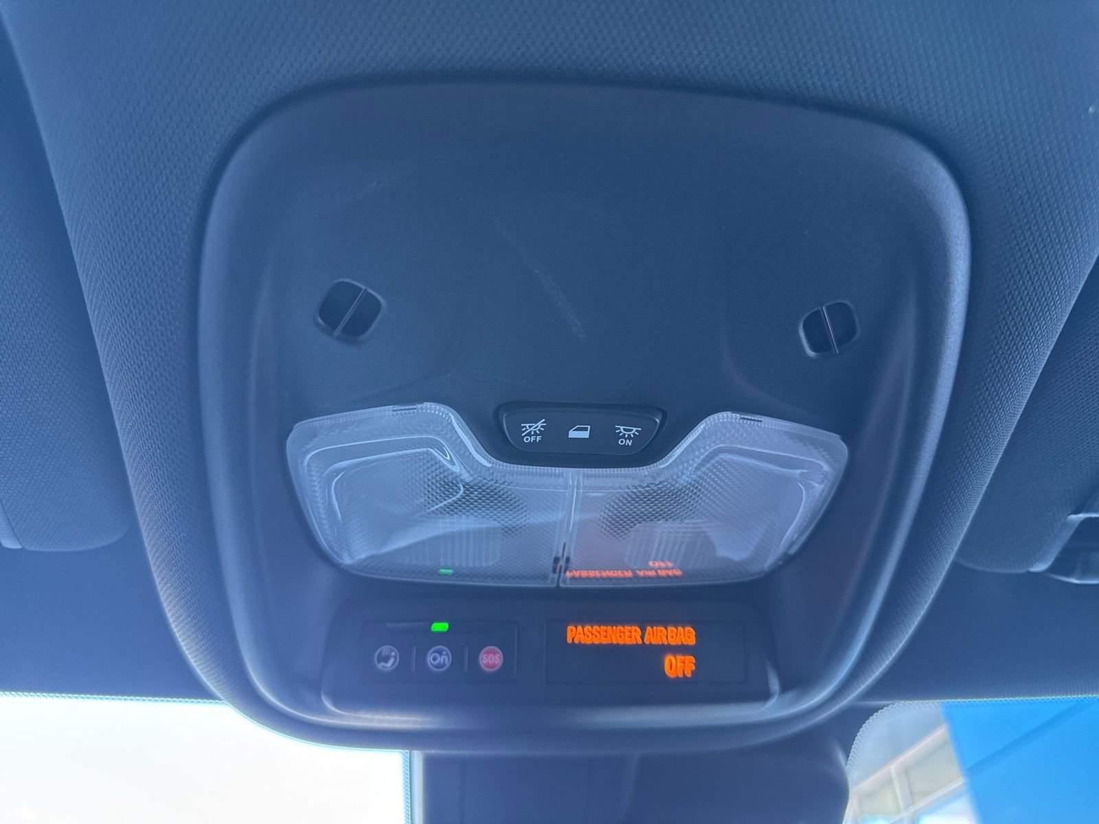 Used 2023 Chevrolet TrailBlazer RS w/ Convenience Package image 28