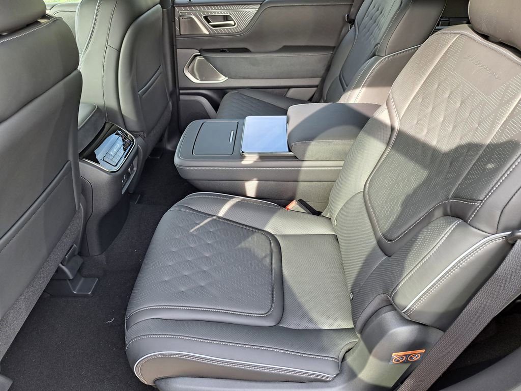New 2026 INFINITI QX80 Autograph w/ Premium Cargo Package AWD/4WD image 13