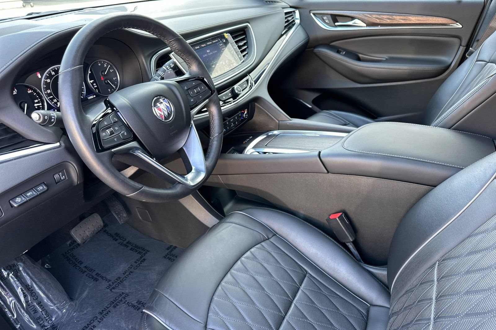 Certified 2024 Buick Enclave Avenir FWD image 10
