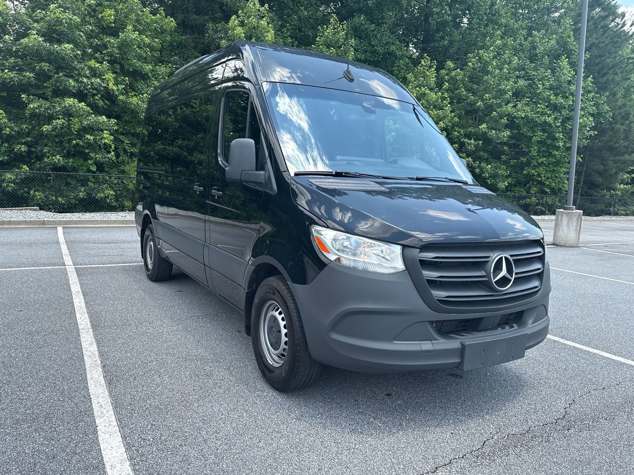 Used 2024 Mercedes-Benz Sprinter 2500 image 7