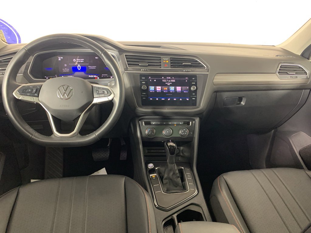 Used 2024 Volkswagen Tiguan Wolfsburg Edition image 35