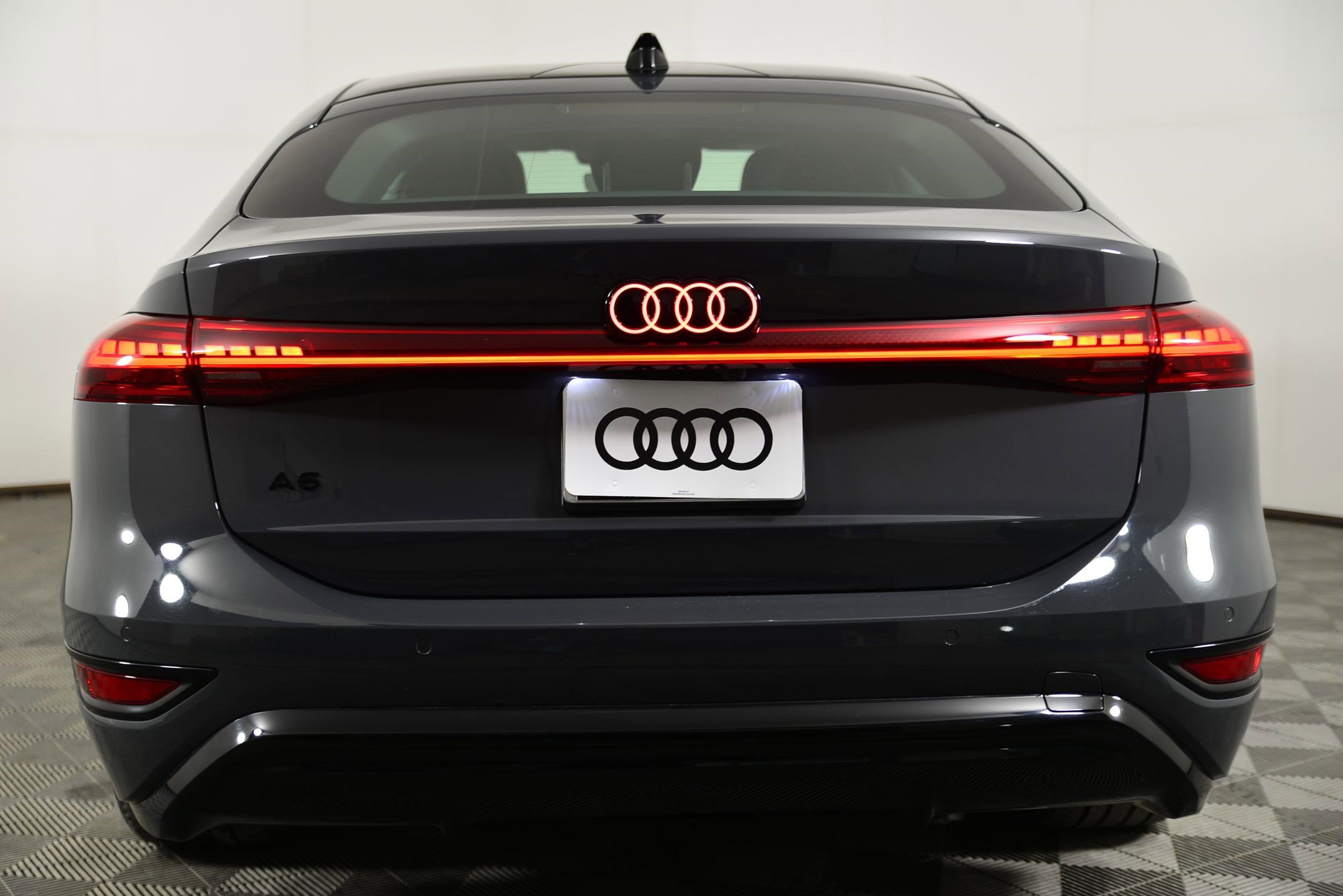 Certified 2025 Audi A6 e-tron Premium Plus w/ Premium Plus image 8