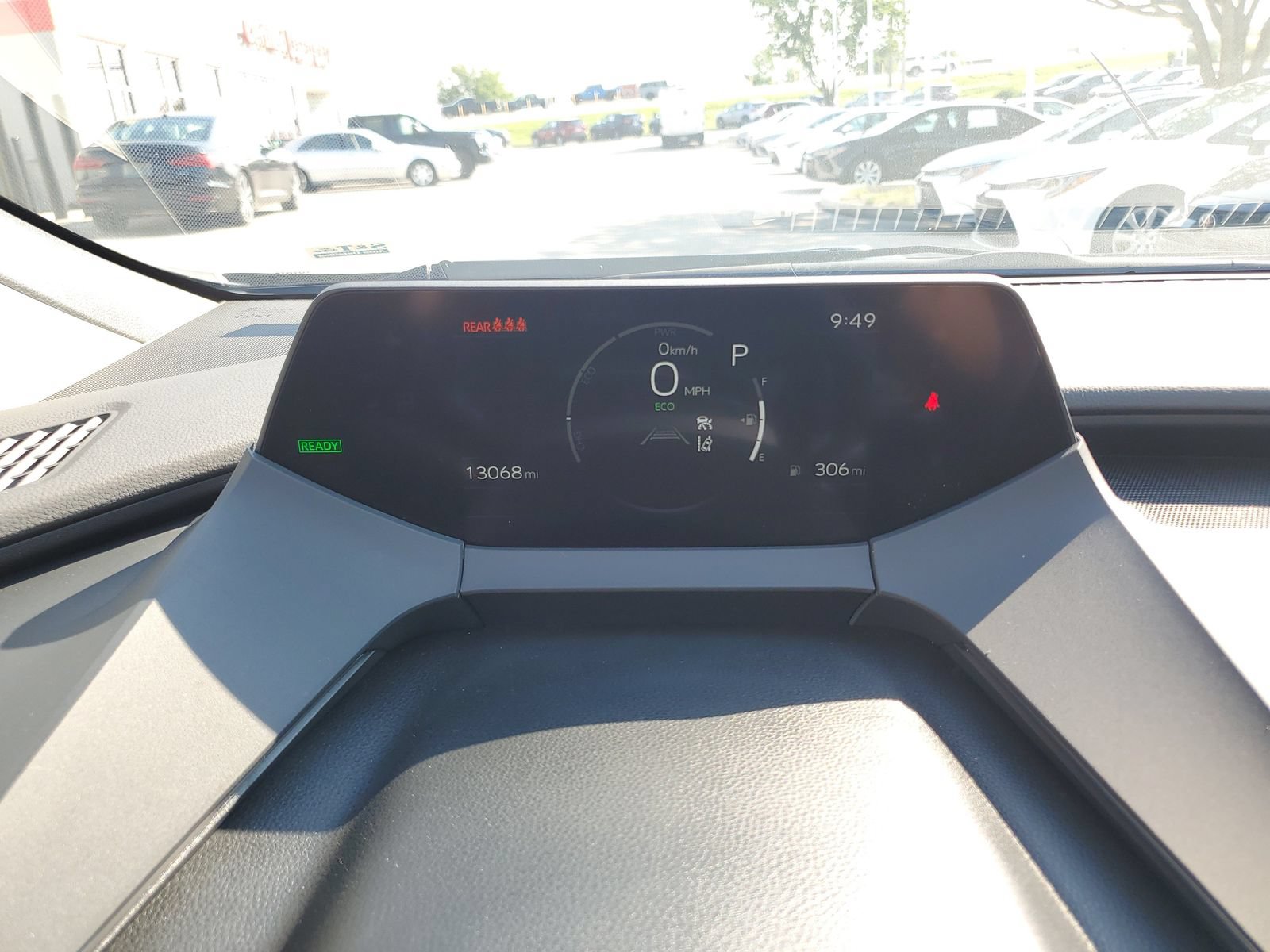 Certified 2025 Toyota Prius LE FWD image 23