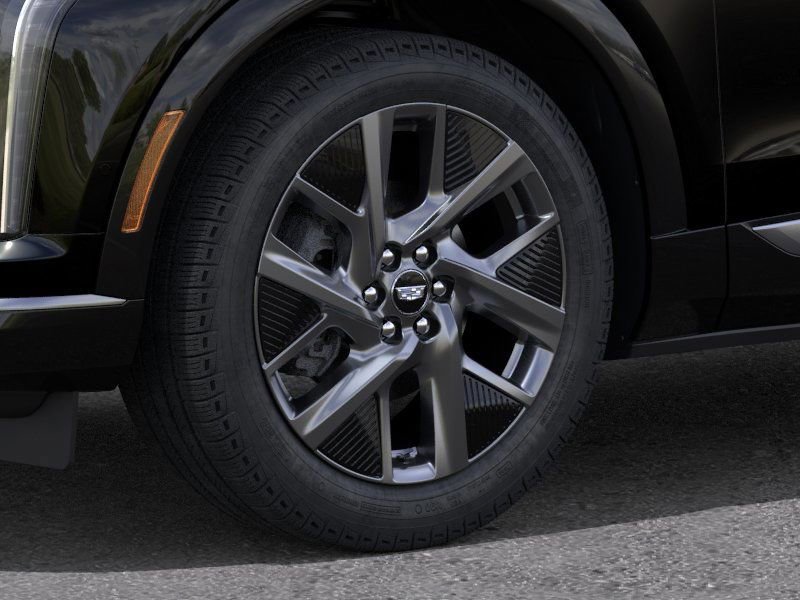 New 2025 Cadillac Optiq Luxury 2 AWD/4WD image 9
