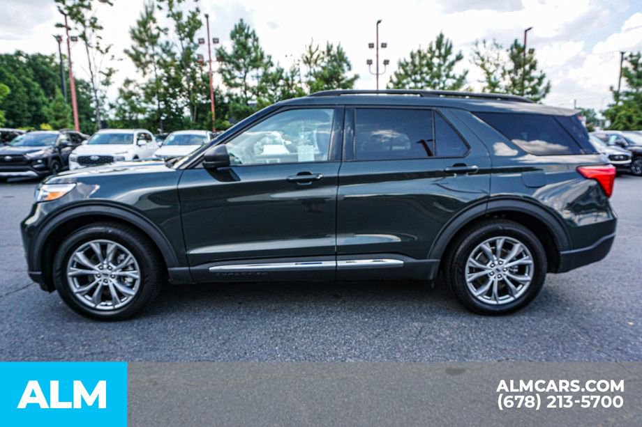 Used 2022 Ford Explorer XLT w/ Equipment Group 202A image 7