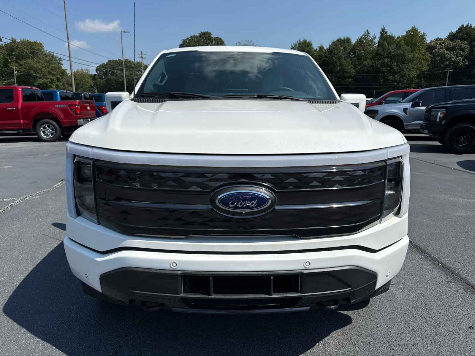 New 2023 Ford F150 Lightning Platinum image 39