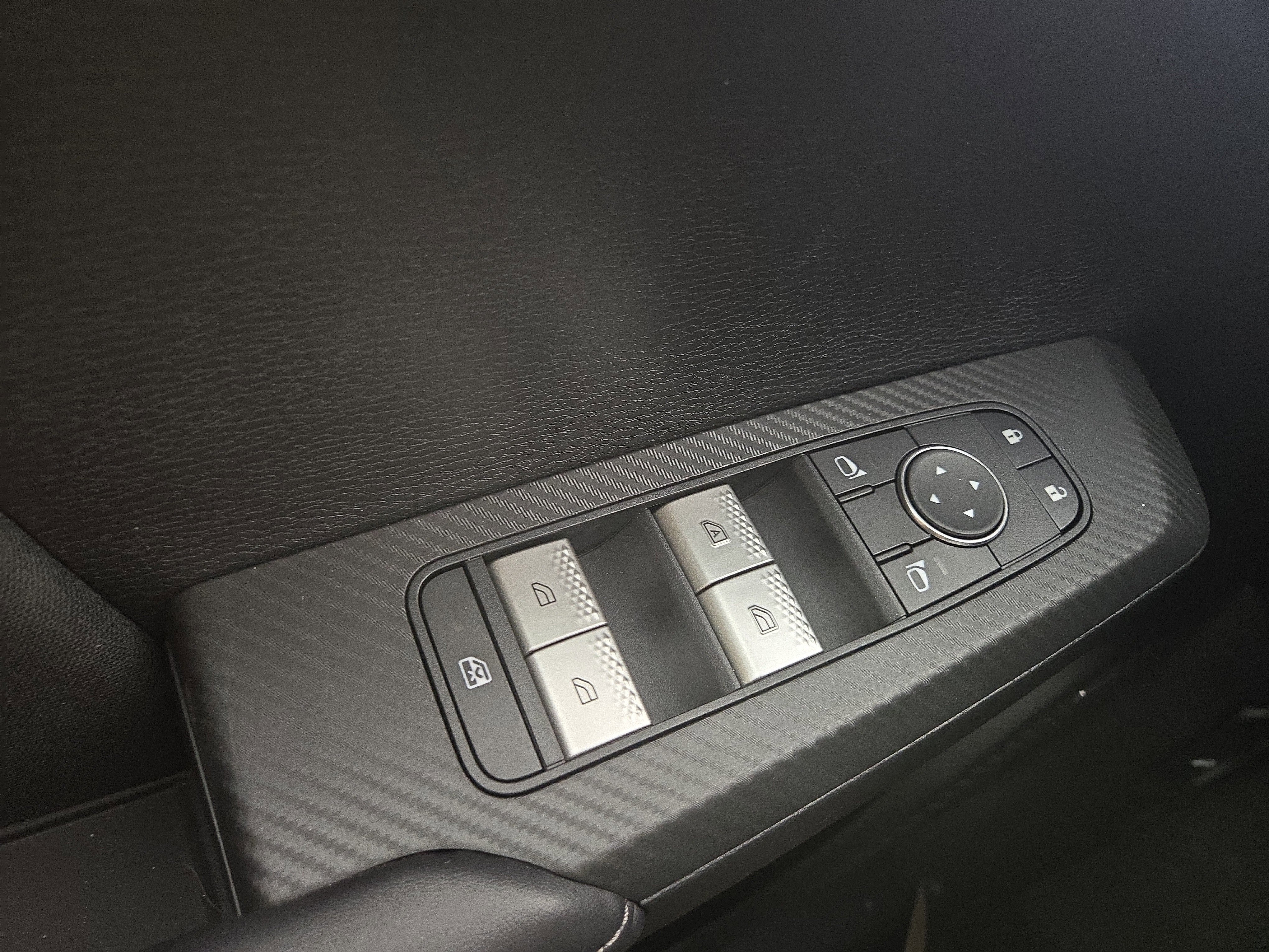 New 2026 Mitsubishi Outlander ES image 26