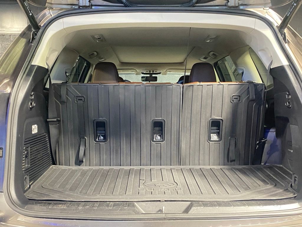 Used 2022 Subaru Ascent Touring AWD/4WD image 12
