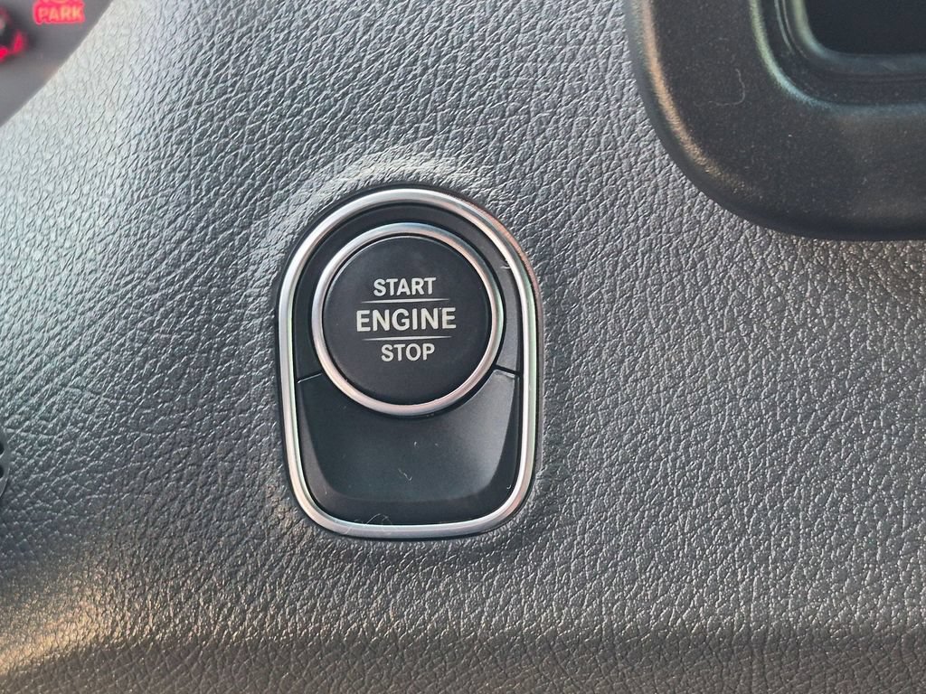 Used 2021 Mercedes-Benz Sprinter 2500 image 16