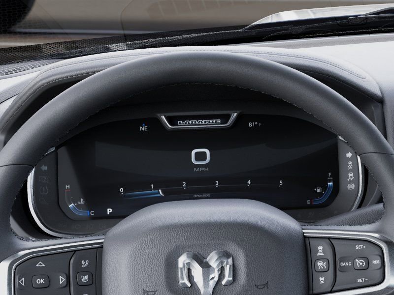 New 2026 RAM 3500 Laramie AWD/4WD image 17