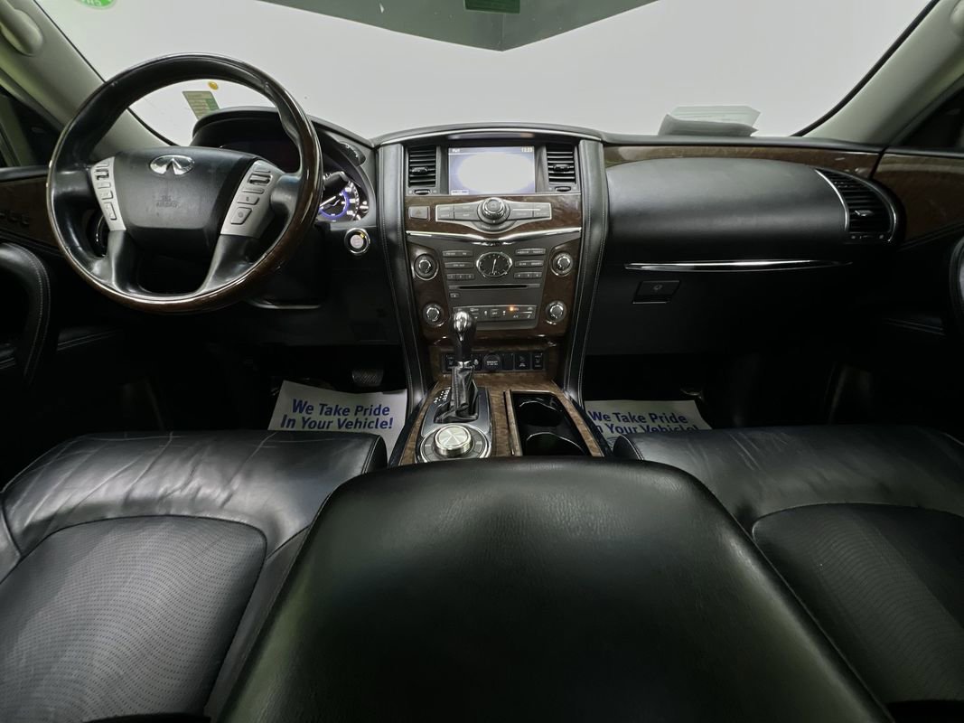 Used 2017 INFINITI QX80 4WD w/ Driver Assistance Package image 18