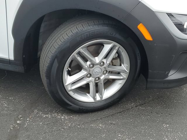 Certified 2023 Hyundai Kona SE w/ Cargo Package AWD/4WD image 5