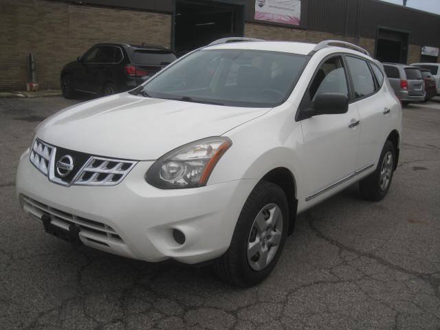 Used 2014 Nissan Rogue S w/ Convenience Package