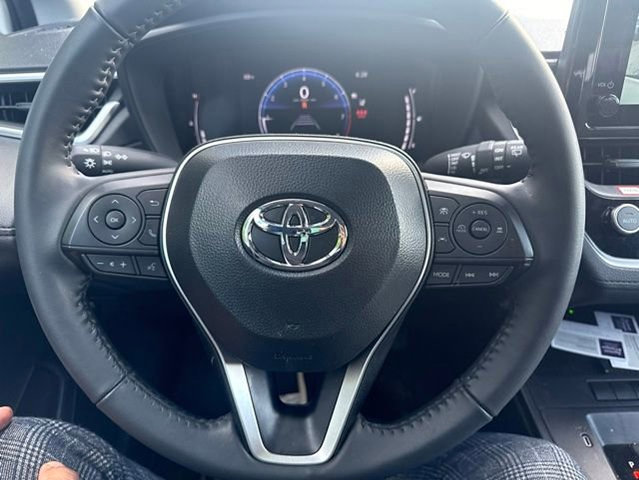 Used 2026 Toyota Corolla Cross LE w/ Moonroof Package AWD/4WD image 23