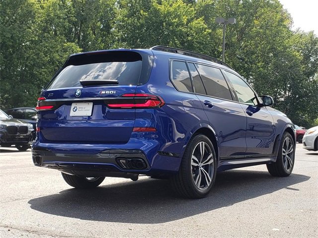 New 2026 BMW X7 M60i image 6