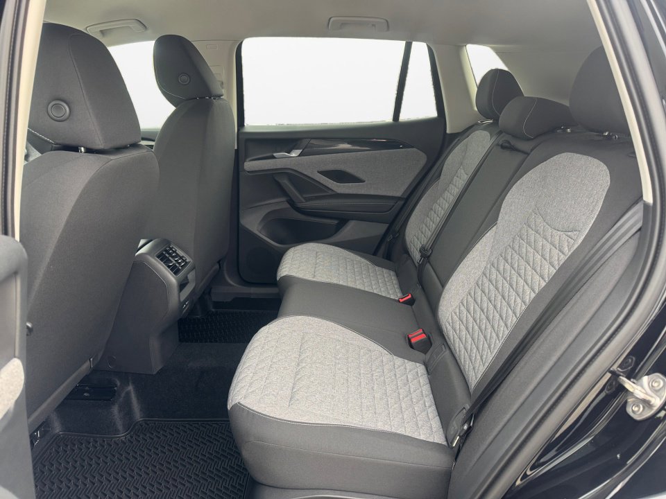 New 2026 Volkswagen Tiguan S FWD image 13