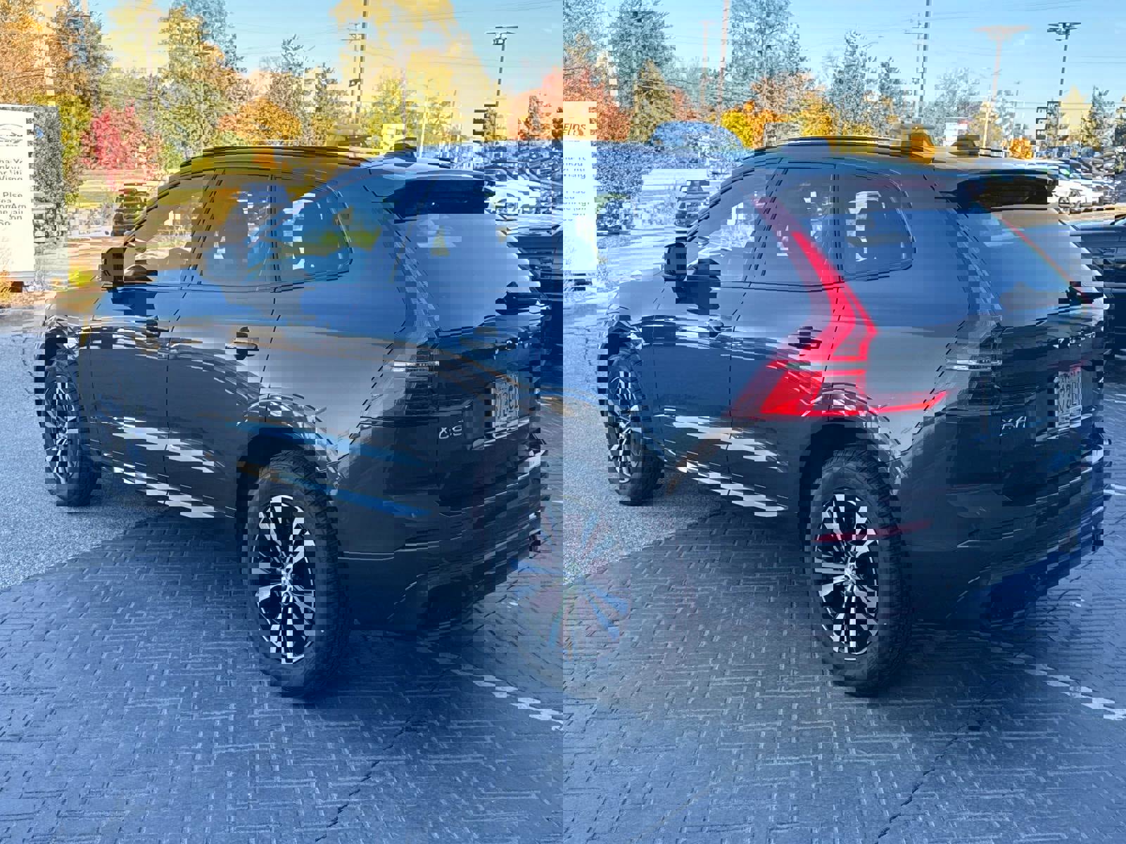 Certified 2025 Volvo XC60 B5 Core w/ Climate Package image 16