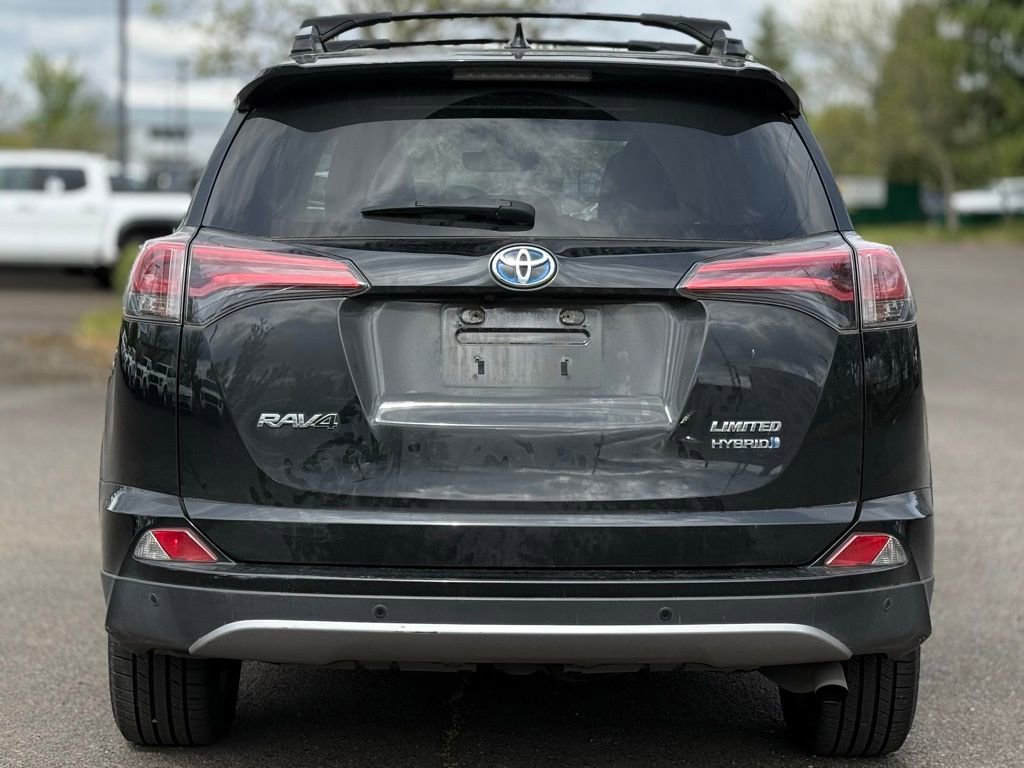 Used 2018 Toyota RAV4 Limited image 4