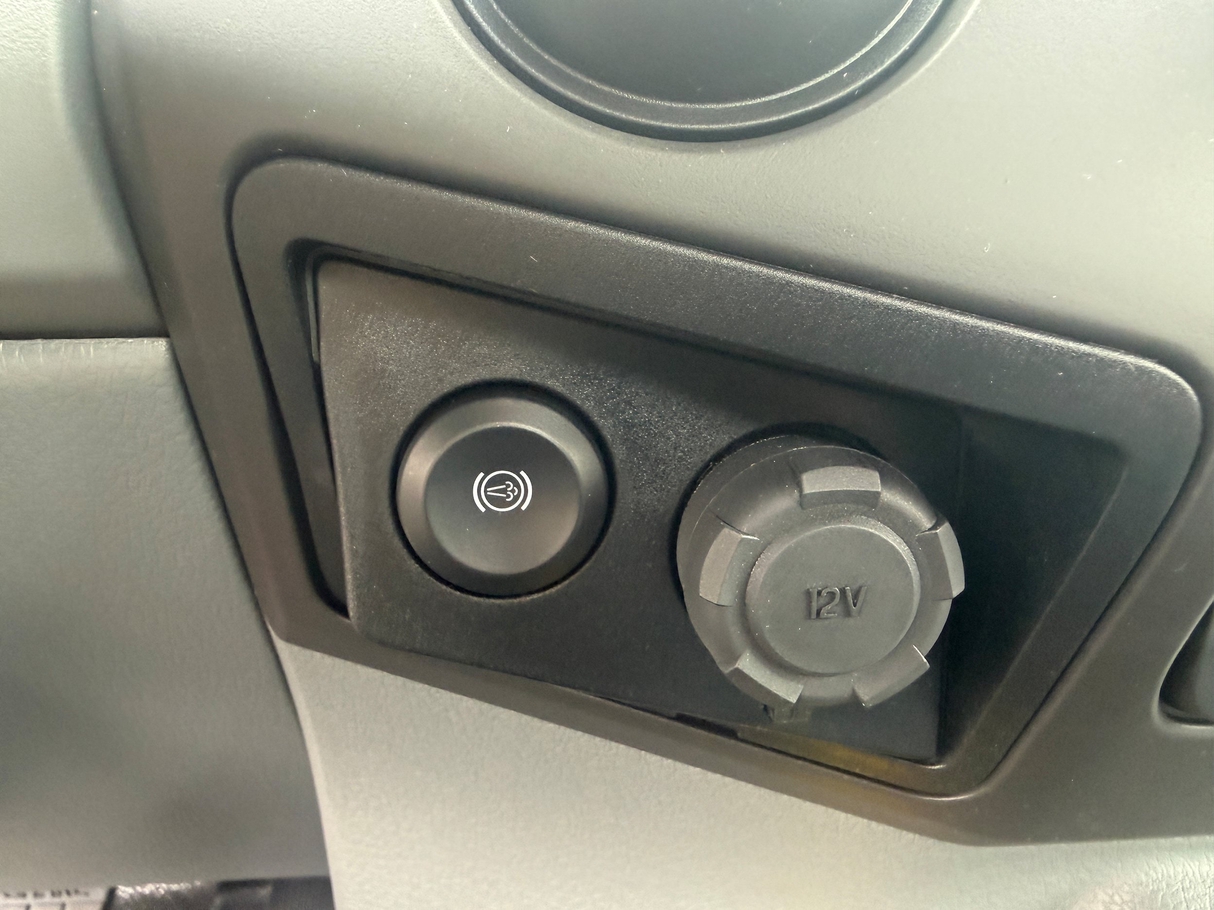 New 2027 Ford F750 2WD Regular Cab Super Duty image 19