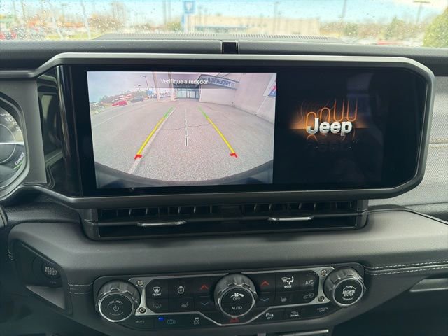 Used 2025 Jeep Wrangler Sahara w/ Safety Group image 24