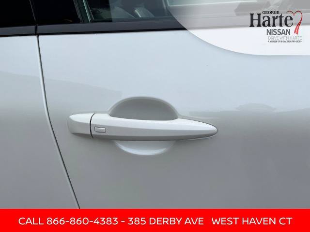 Certified 2023 Nissan Rogue SL w/ SL Premium Package AWD/4WD image 14