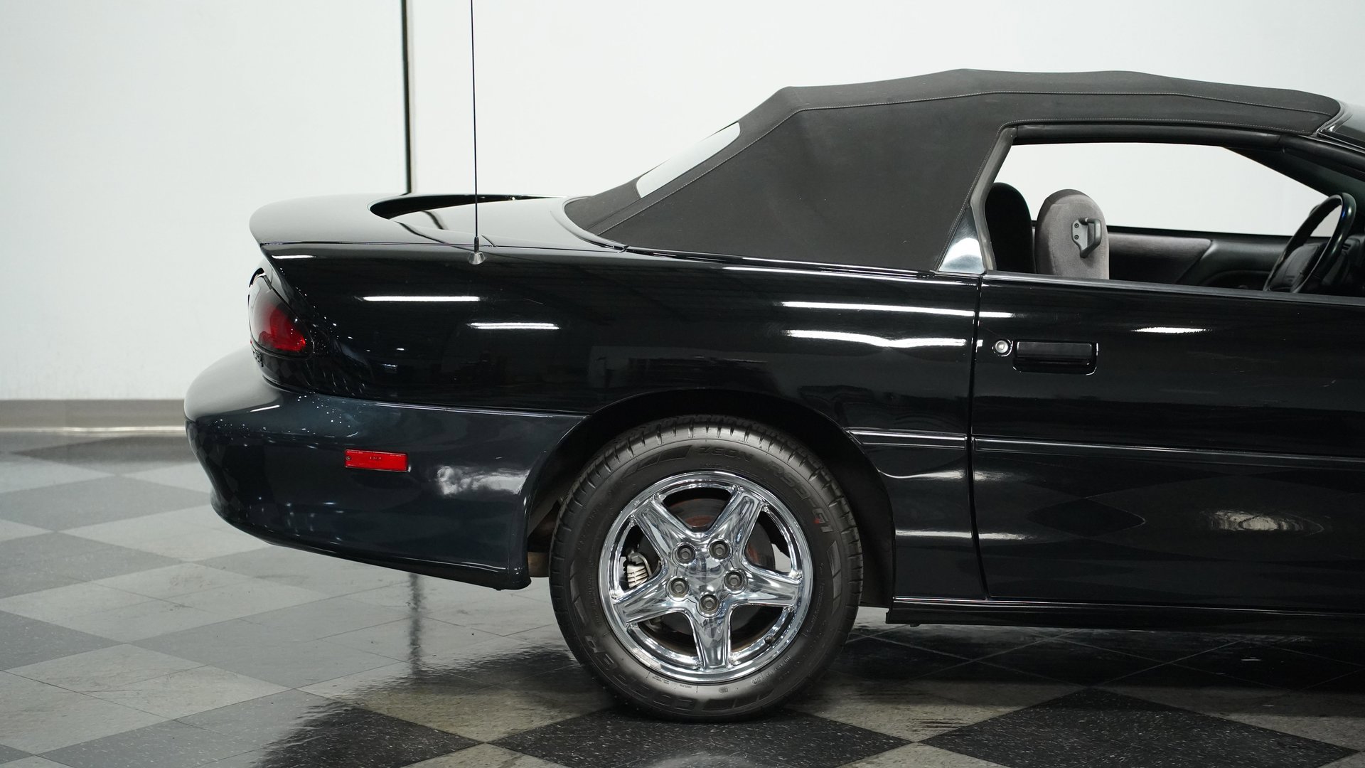 Used 1997 Chevrolet Camaro Z28 w/ Preferred Equipment Group 2 image 26