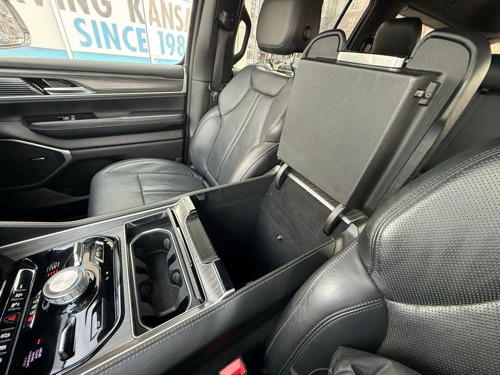 Used 2023 Jeep Wagoneer Series III w/ Preferred Equipment Group image 26