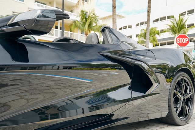 Used 2020 Chevrolet Corvette Stingray Premium Conv w/ 3LT Preferred Equipment Group RWD image 11