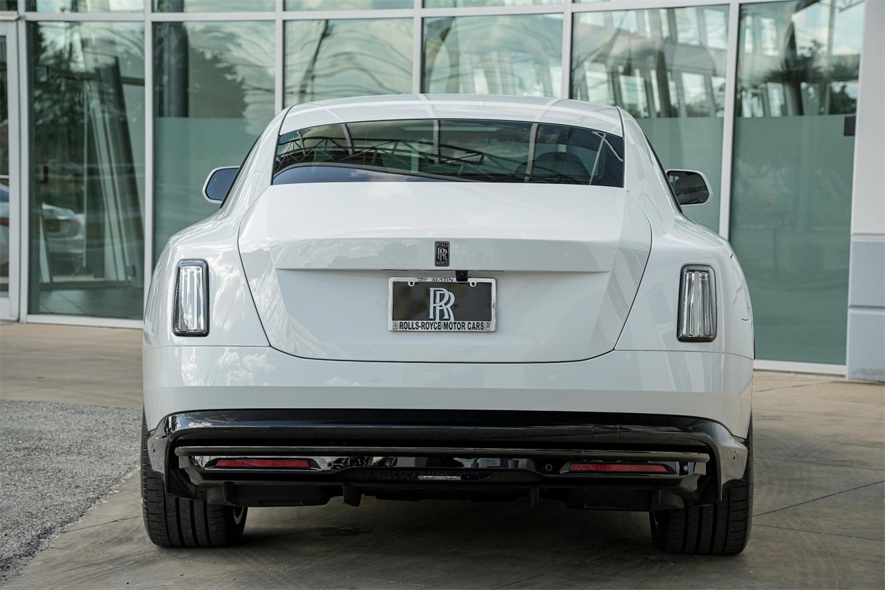 New 2025 Rolls-Royce Spectre Black Badge image 15