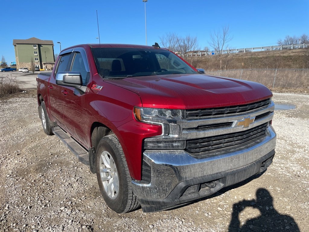 Used 2021 Chevrolet Silverado 1500 LT image 3