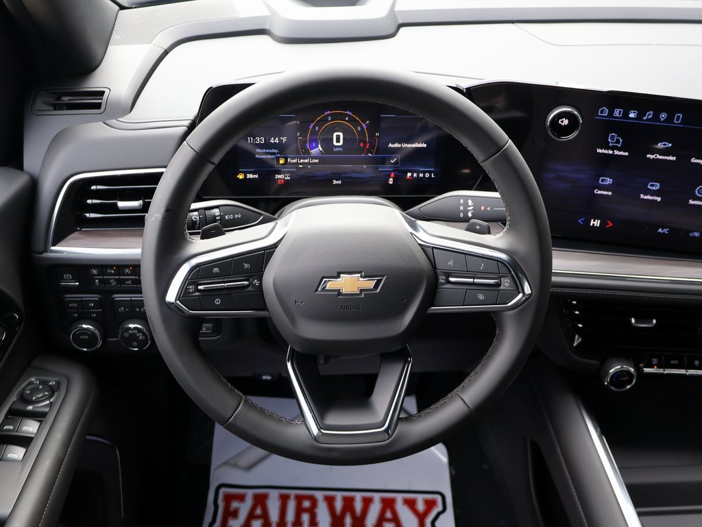 New 2026 Chevrolet Suburban LS image 16