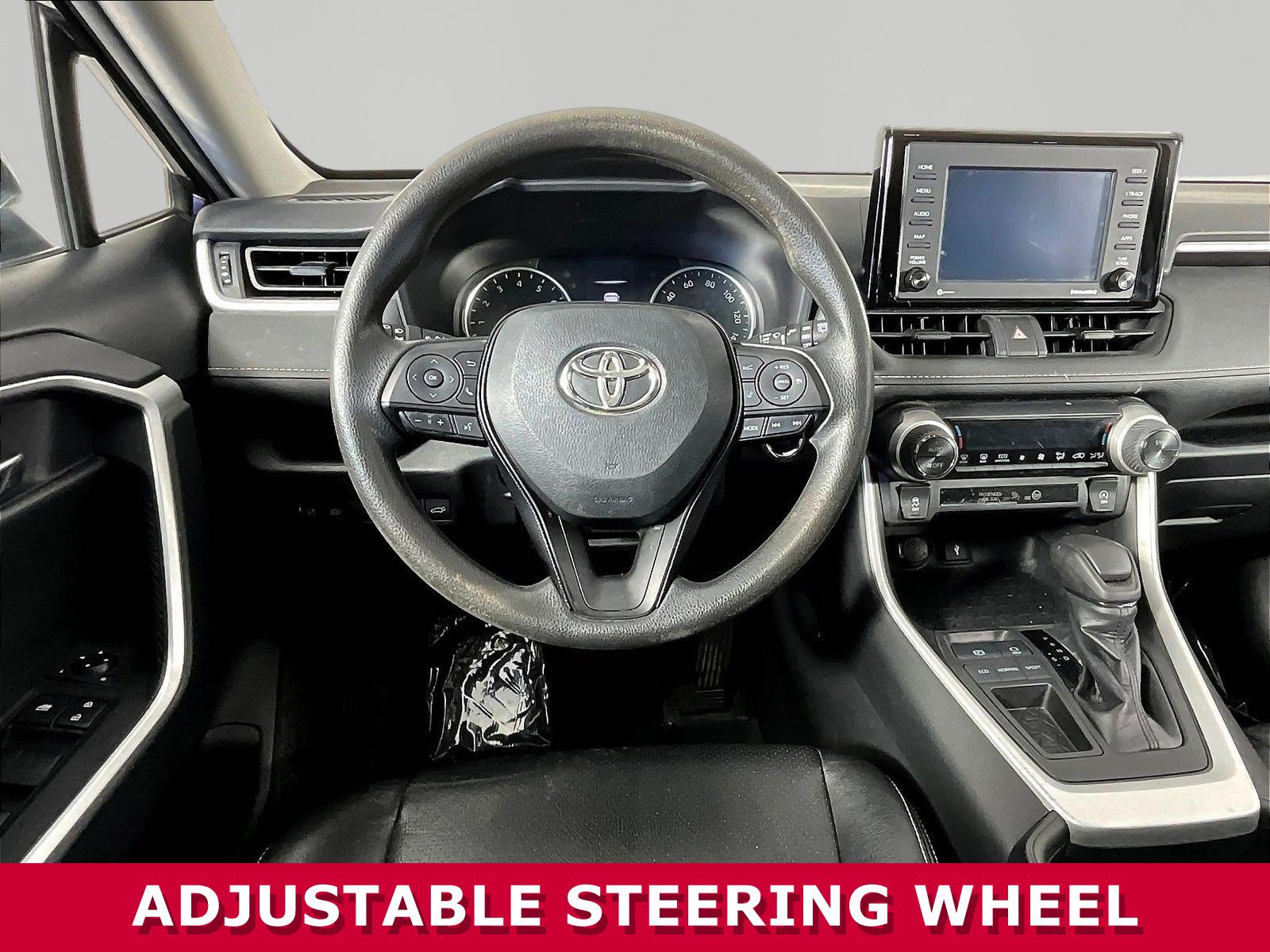 Used 2020 Toyota RAV4 XLE w/ Convenience Package FWD image 8
