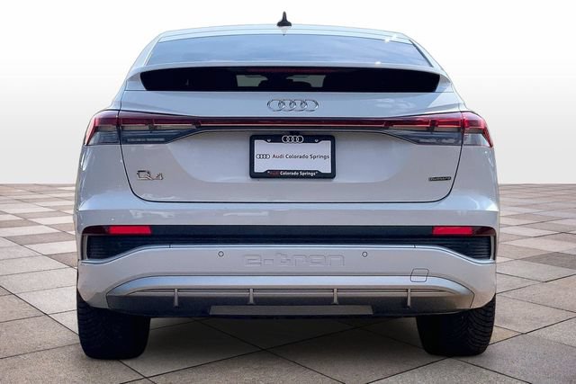 Used 2023 Audi Q4 e-tron Premium Plus w/ Premium Plus AWD/4WD image 4