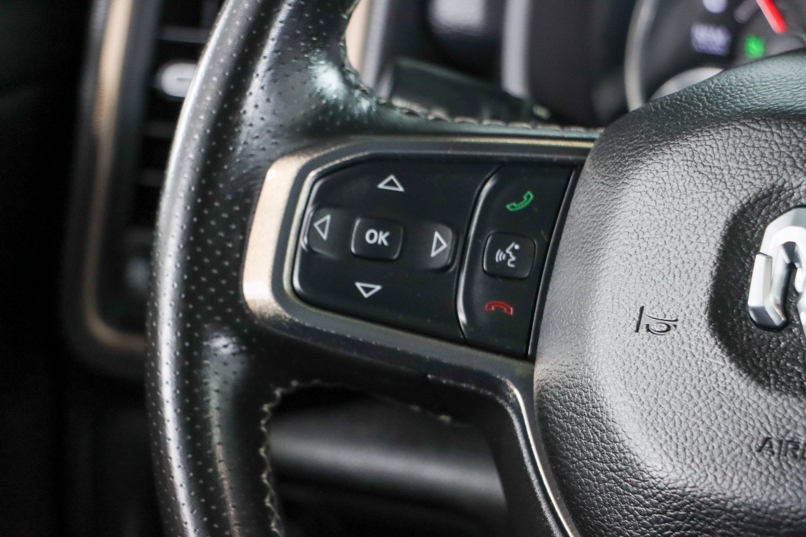 Used 2022 RAM 1500 Sport w/ Rebel Level 2 Equipment Group AWD/4WD image 15