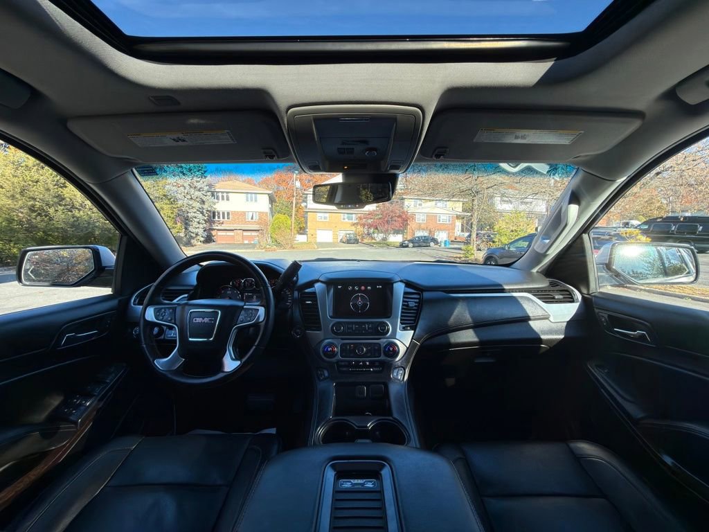 Used 2016 GMC Yukon XL SLT w/ HD Trailering Package image 31
