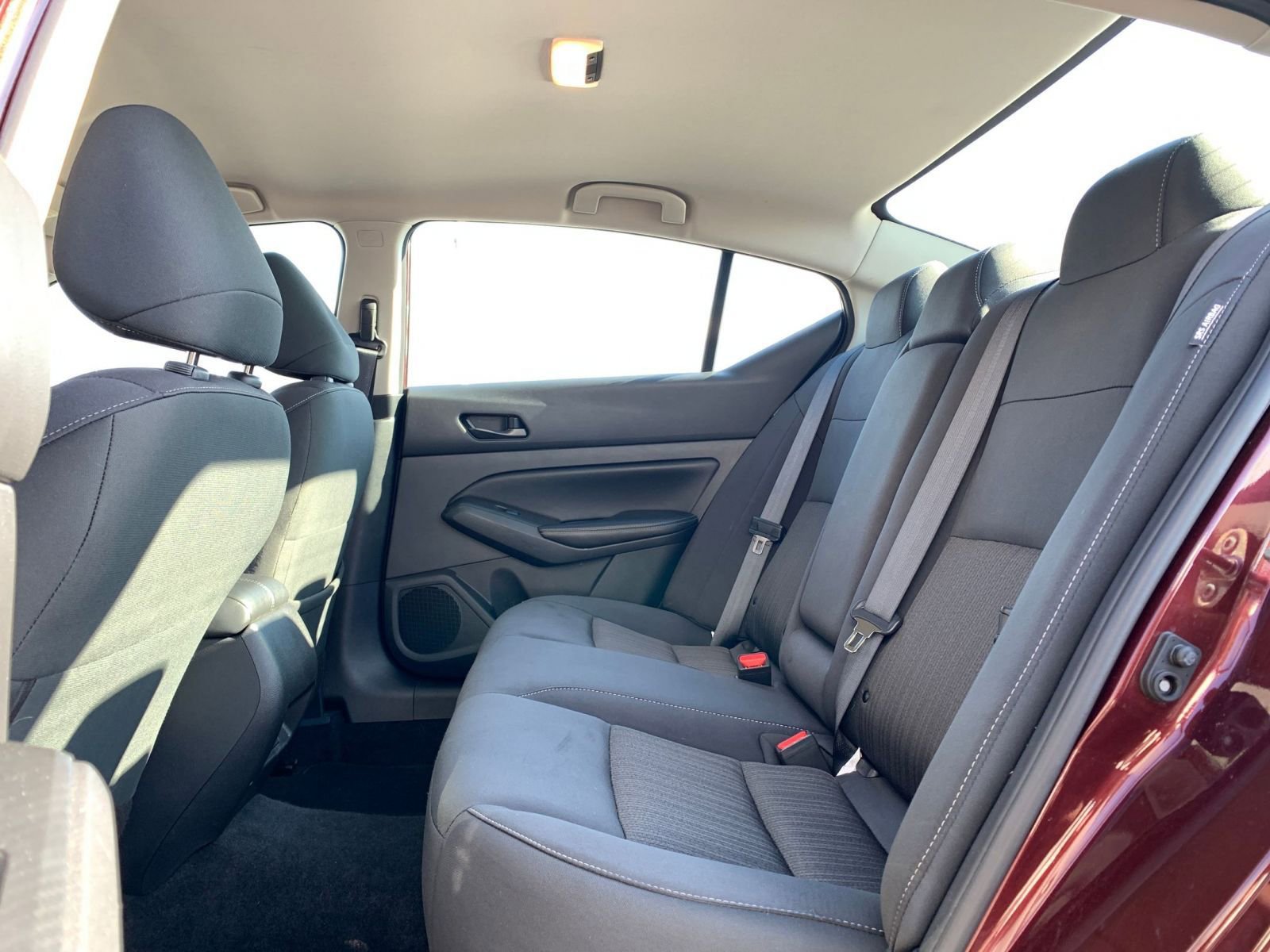 Used 2025 Nissan Altima 2.5 SV image 27