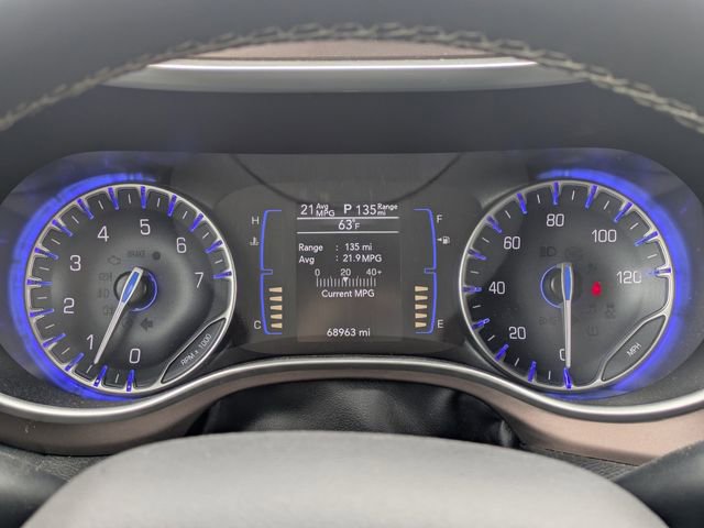 Used 2023 Chrysler Voyager LX image 30