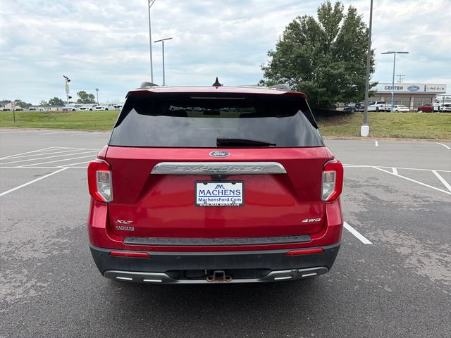 Used 2021 Ford Explorer XLT w/ Equipment Group 202A AWD/4WD image 25