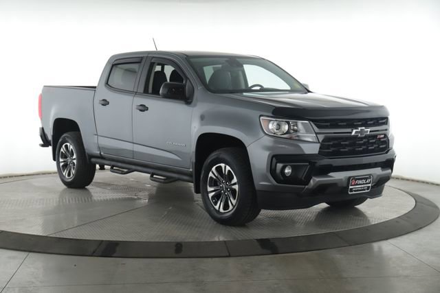 Used 2022 Chevrolet Colorado Z71 w/ Safety Package AWD/4WD image 2