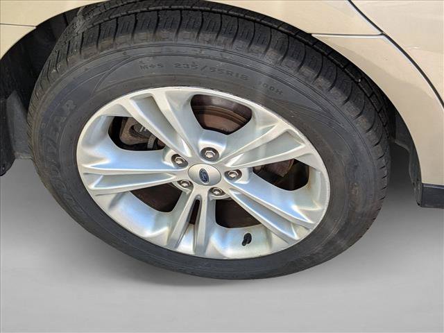 Used 2017 Ford Taurus SE FWD image 11
