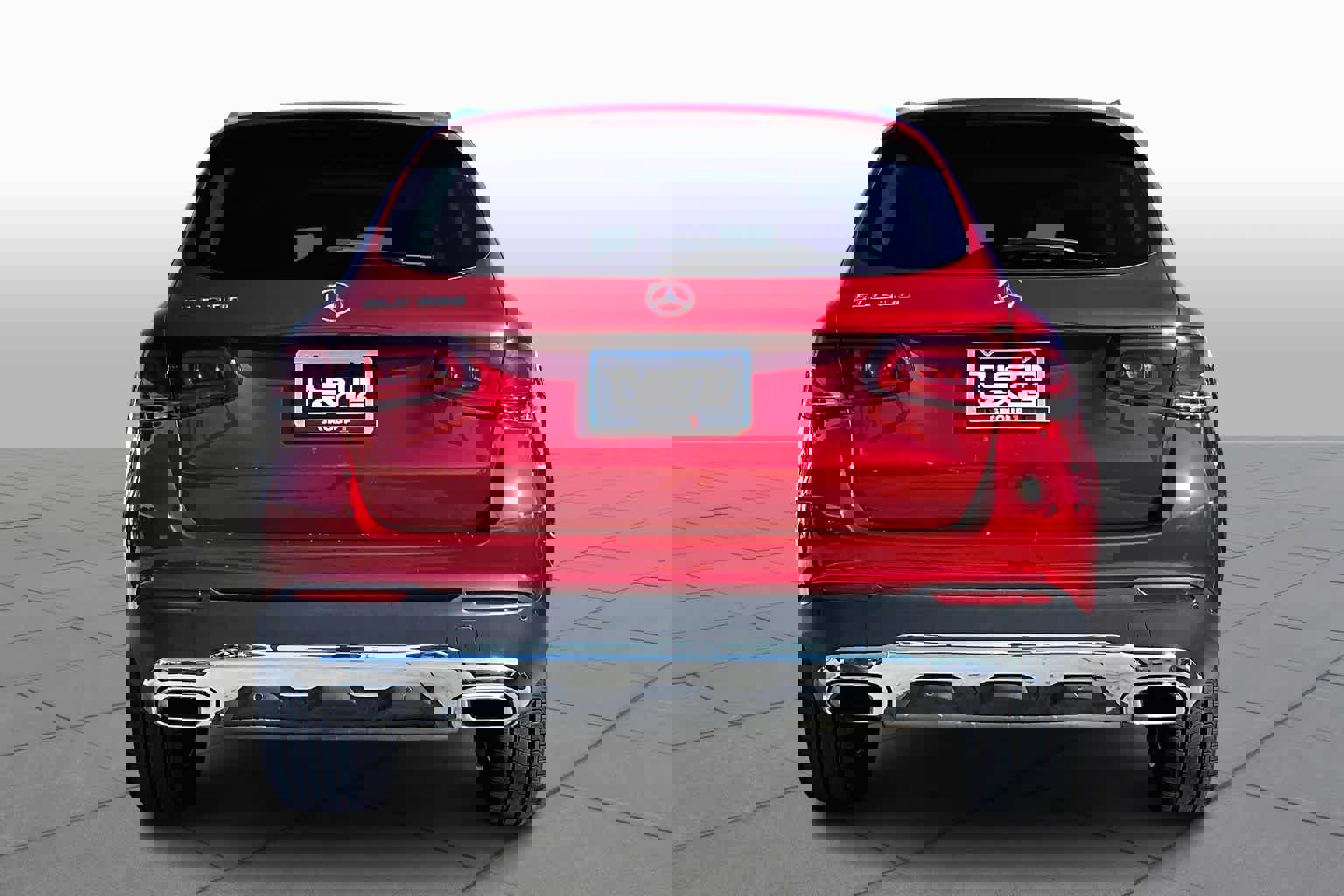 Used 2022 Mercedes-Benz GLC 300 image 4