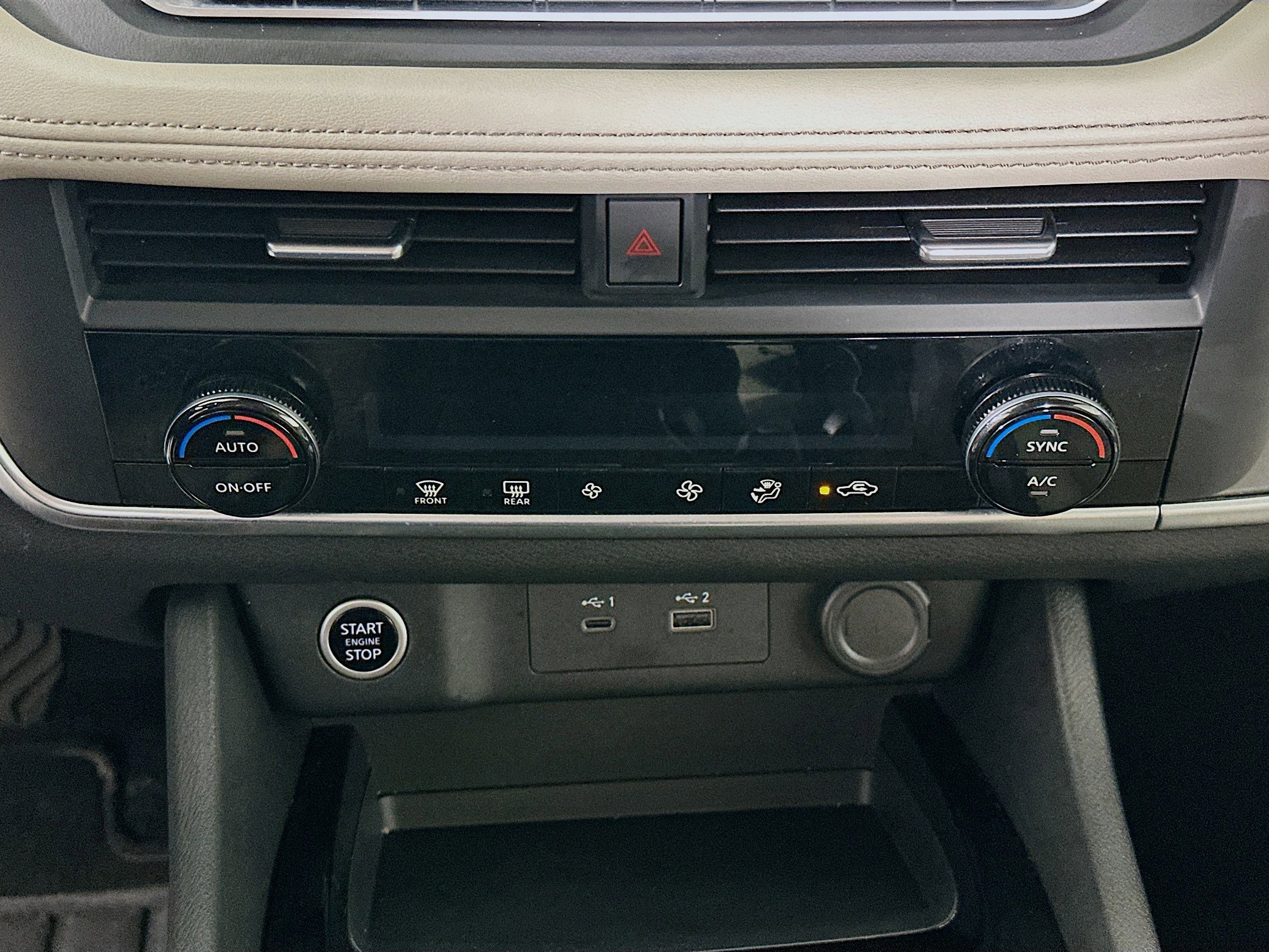 Used 2023 Nissan Rogue SV image 22