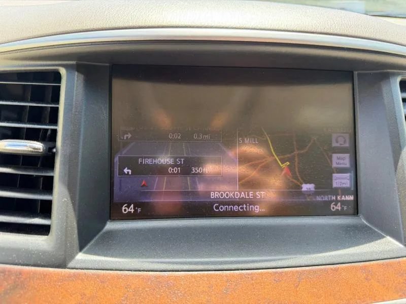 Used 2013 INFINITI JX35 AWD w/ Premium Pkg image 17