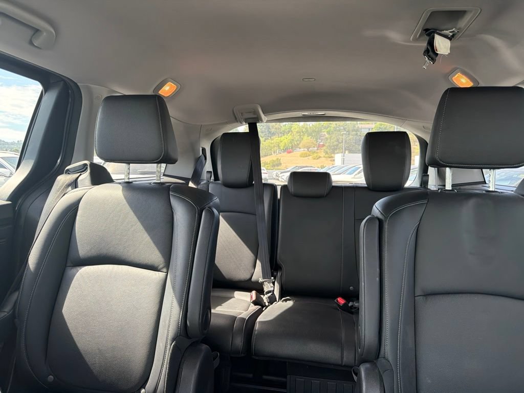 Used 2024 Honda Odyssey Touring image 5