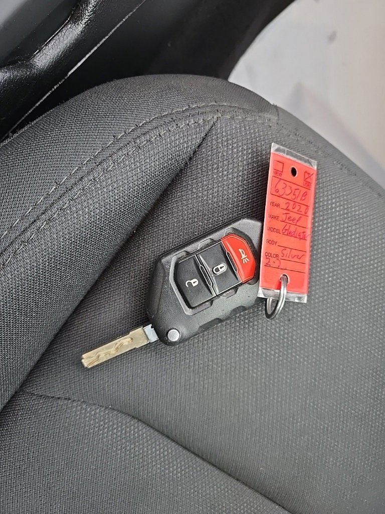 Used 2020 Jeep Gladiator Sport w/ Quick Order Package 24S image 25