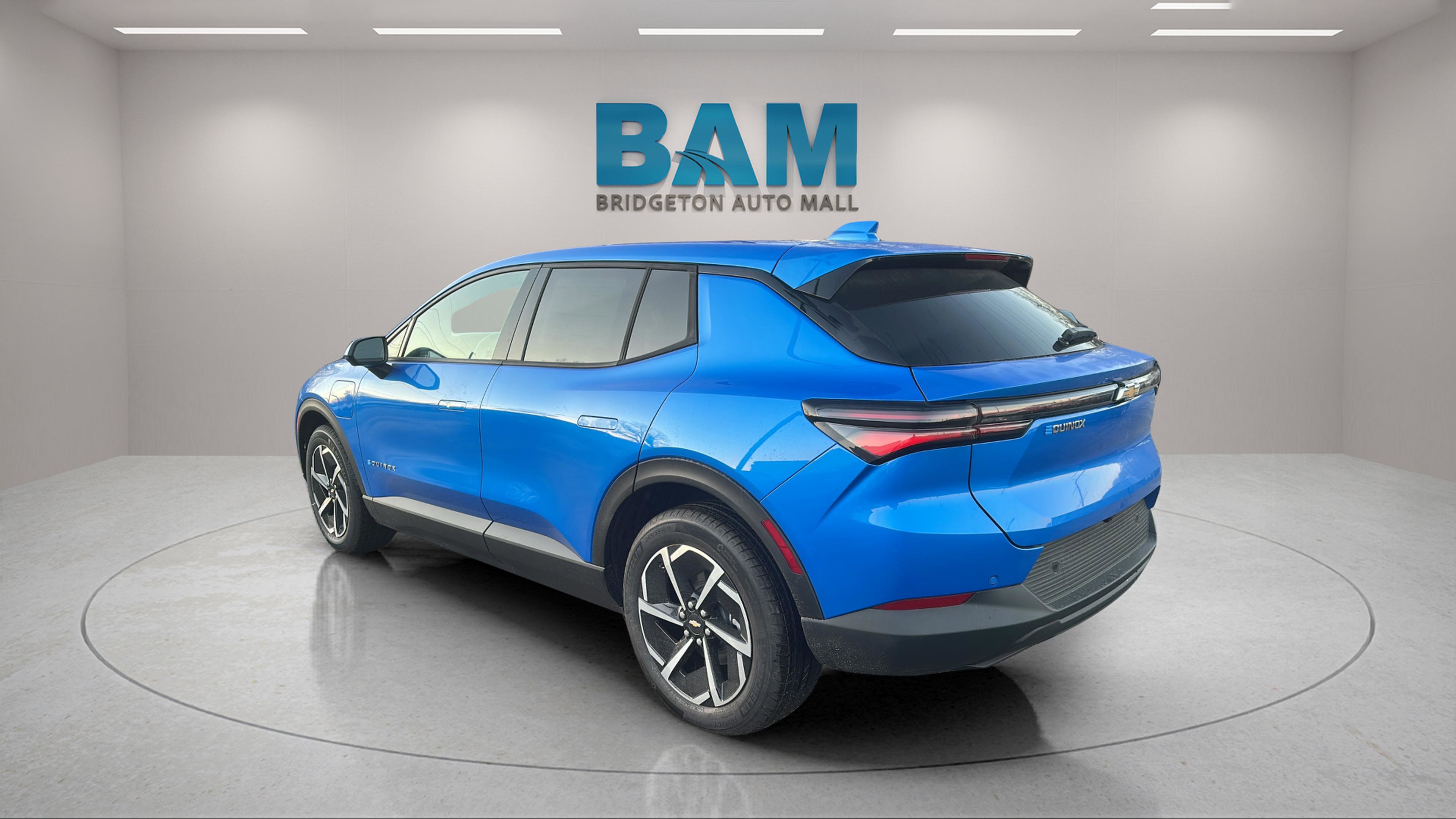 New 2026 Chevrolet Equinox EV LT image 7